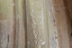 Serpentine chain, initials, marian marks