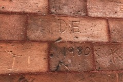 DE, 1980