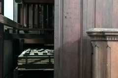Side panel of the organ